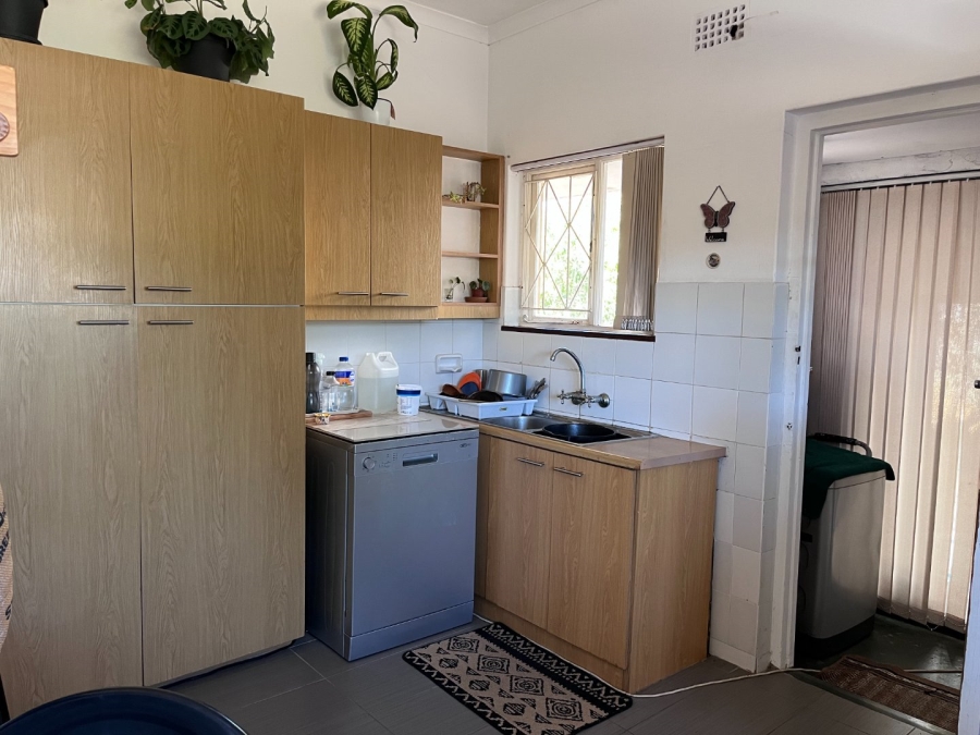 8 Bedroom Property for Sale in Table View Western Cape